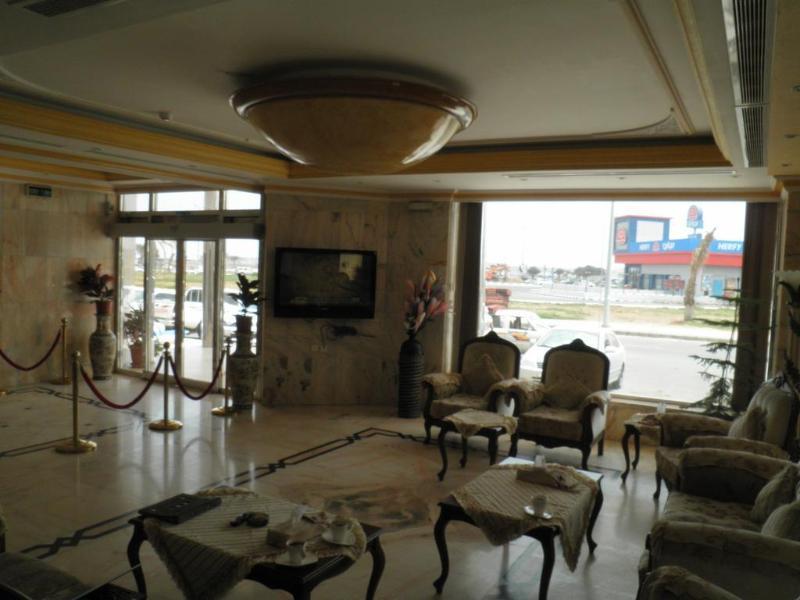 Seasons Apartments Dschāzān Exterior foto